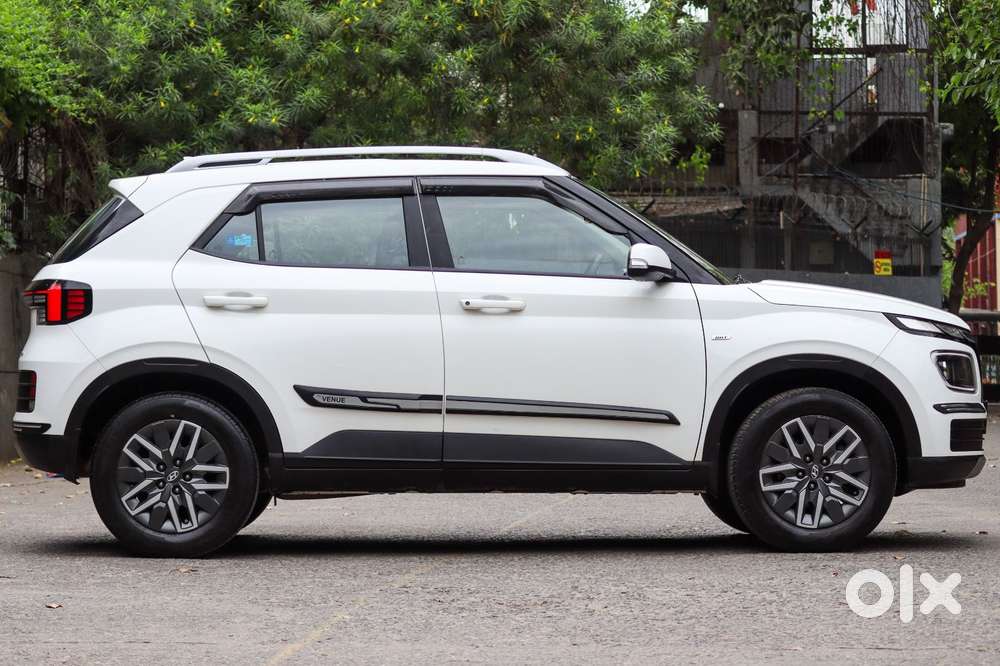 Hyundai Venue 1.0 S (o) Turbo Imt, 2022, Petrol