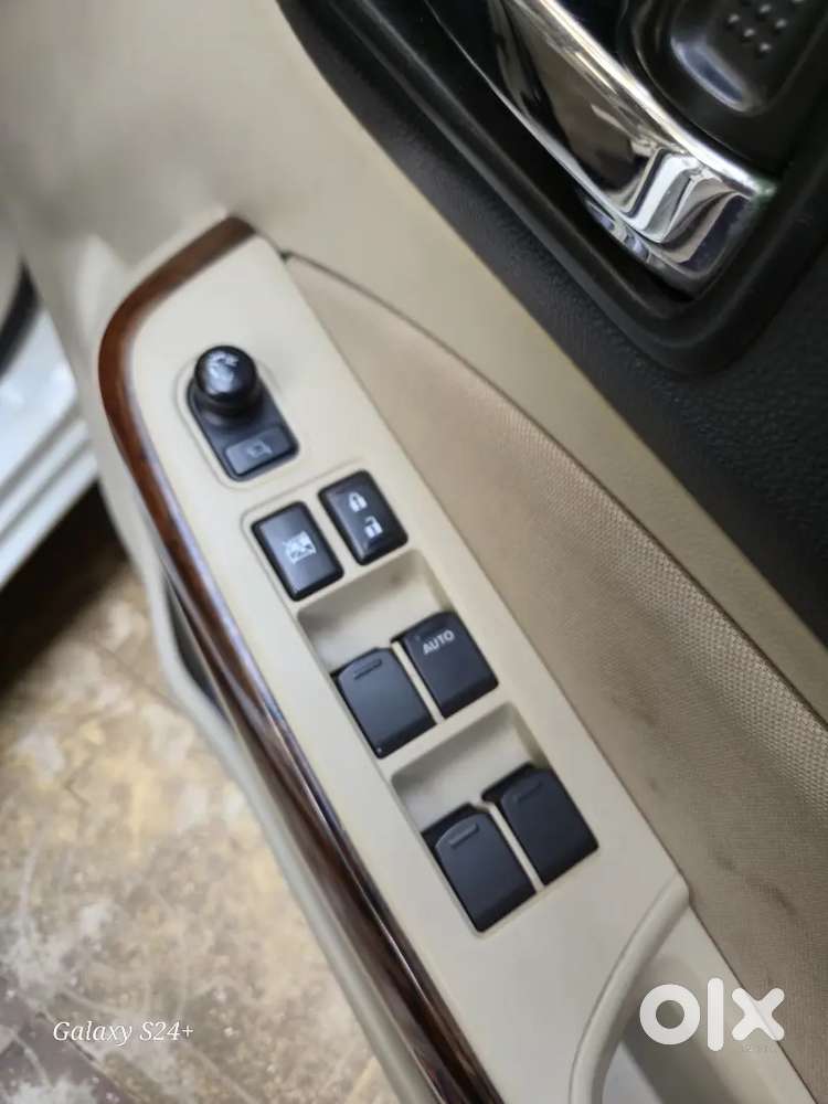 Maruti Suzuki Dzire 2019 Zxi Plus Amt Cng