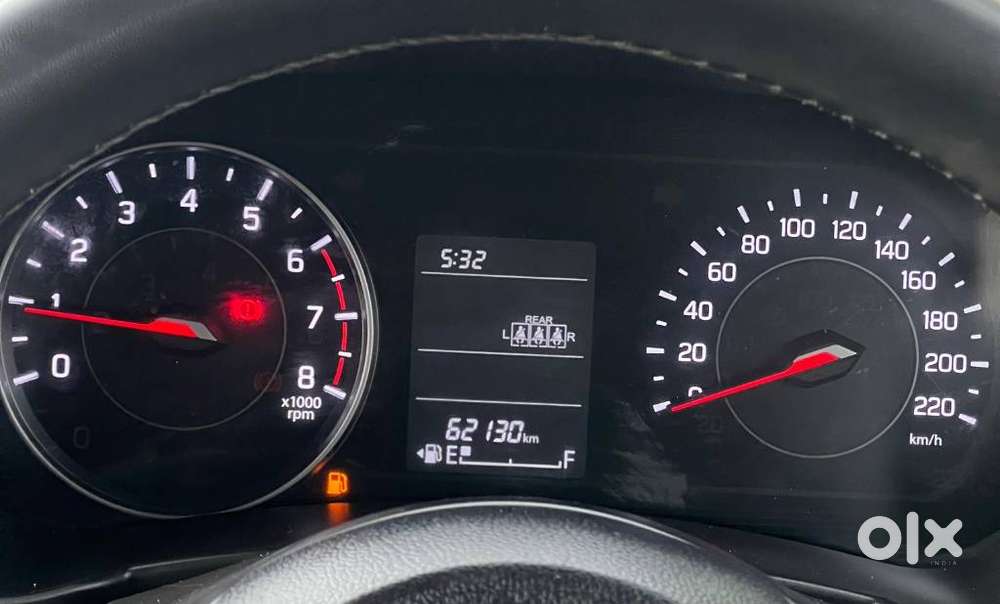 Maruti Suzuki Swift Vxi + Manual, 2024, Petrol