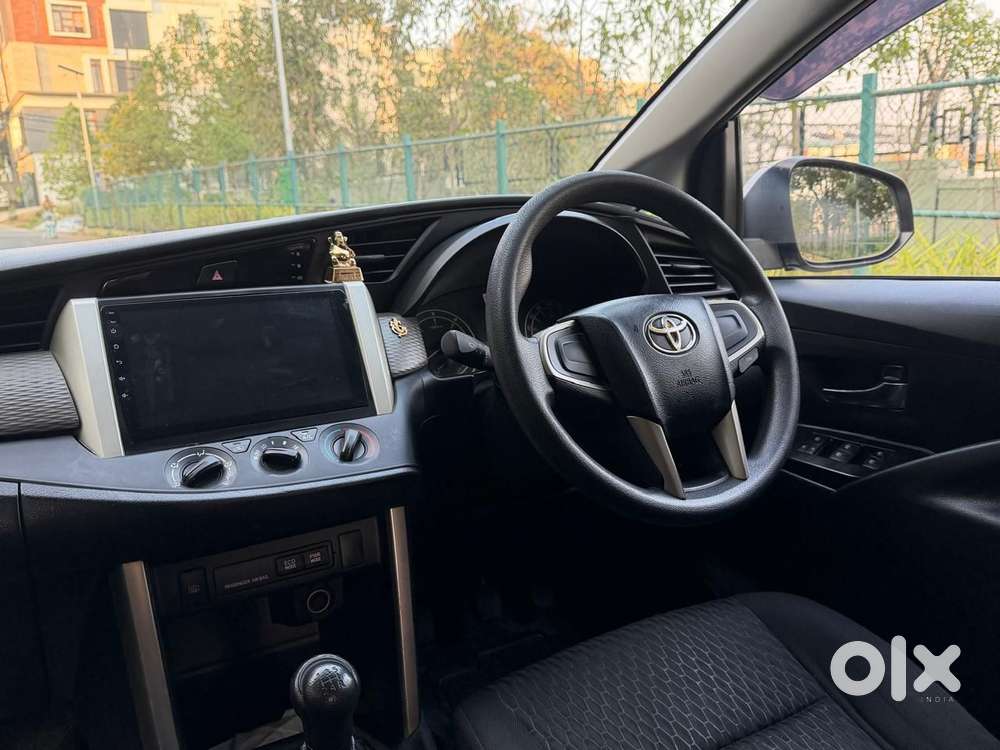 Toyota Innova Crysta 2.4 G Mt, 2017, Diesel