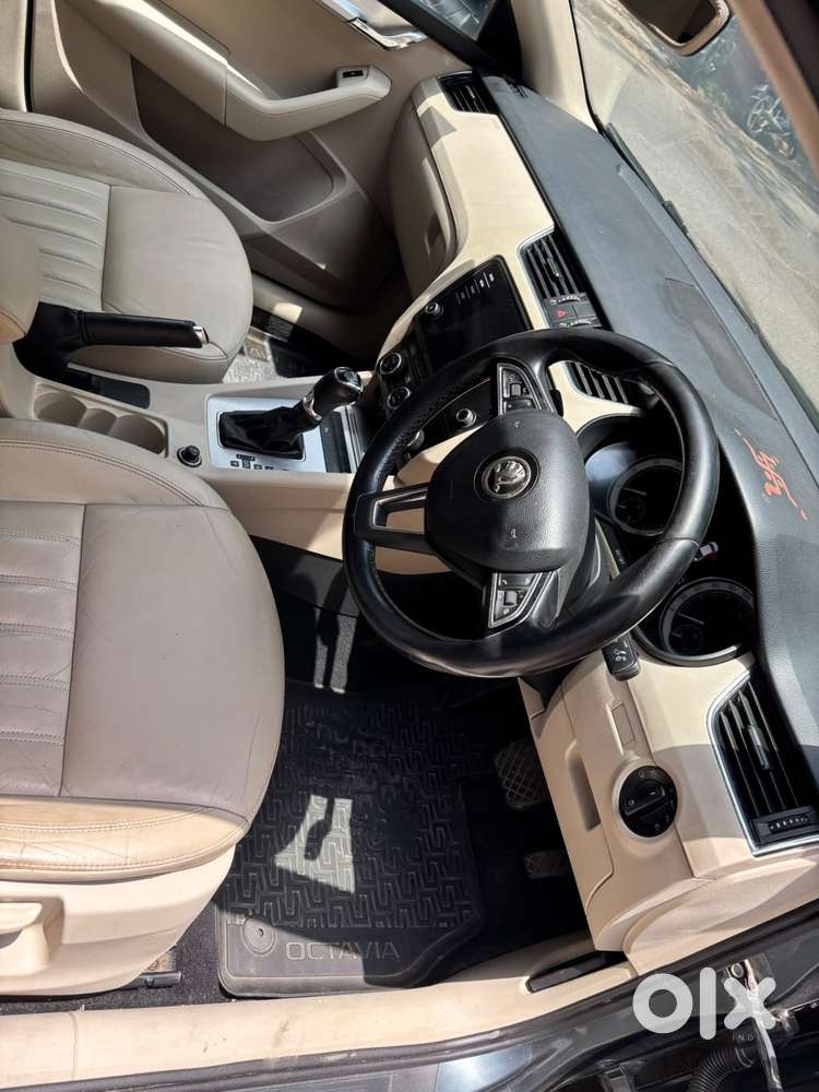 Skoda Octavia 1.8 Tsi At Style, 2018, Petrol