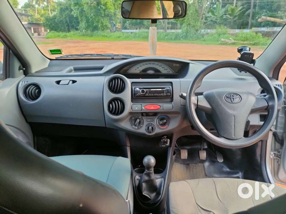 Toyota Etios G 2012