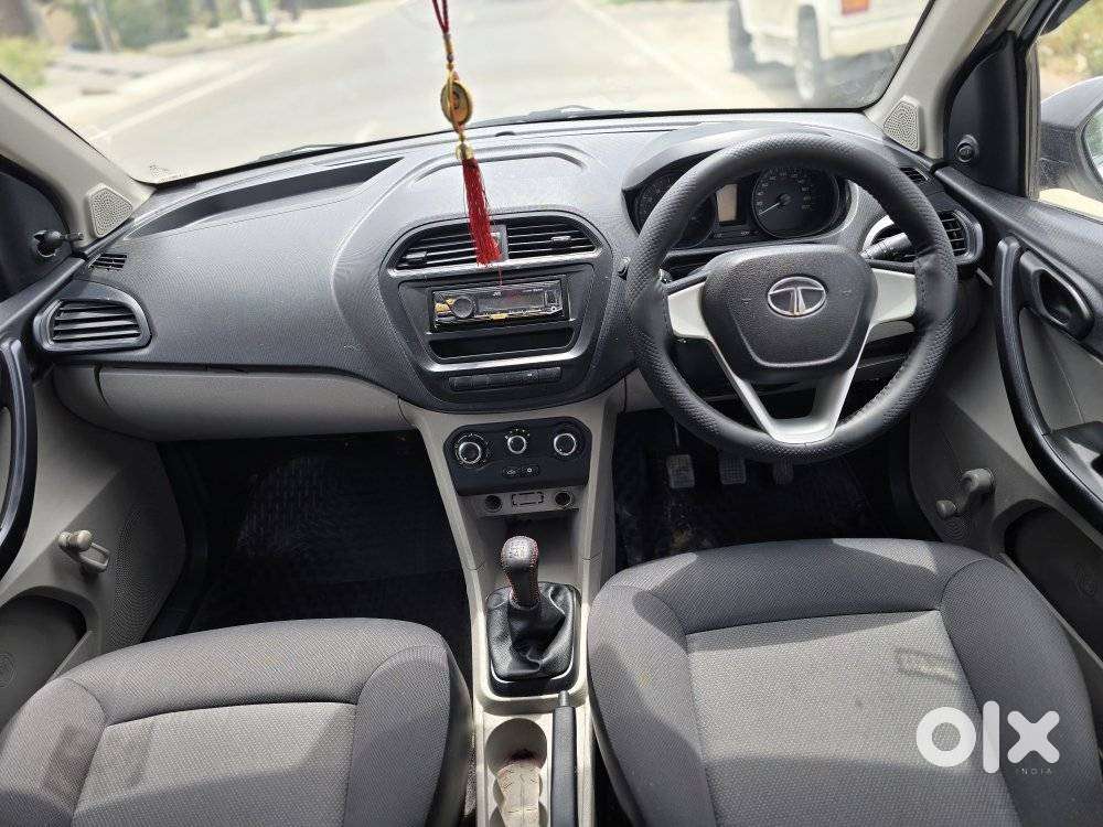 Tata Tiago Xe, 2016, Petrol