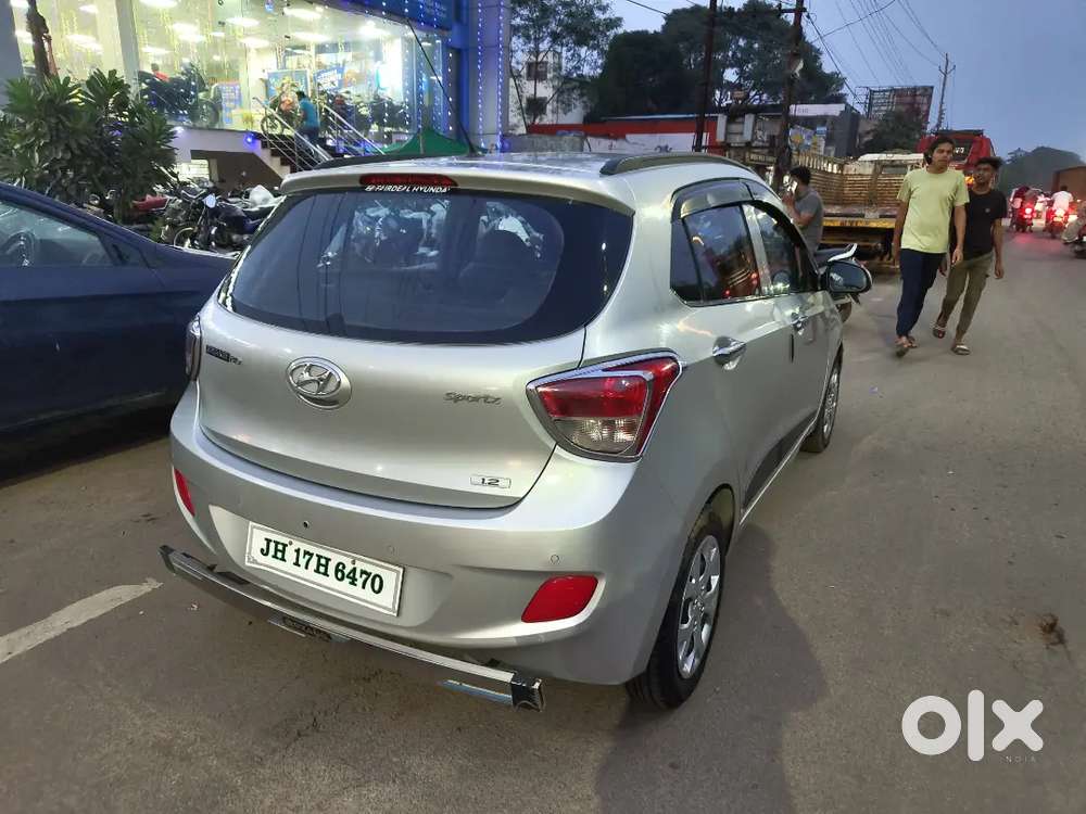 Hyundai Grand I10 Sleek Silver, Petrol, Well Maintained For 2.4 Lac