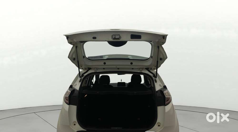 Tata Nexon 1.2 Revotron Xza Plus, 2019, Petrol