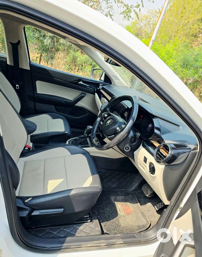 Skoda Slavia 1.0 Tsi Style, 2023, Petrol