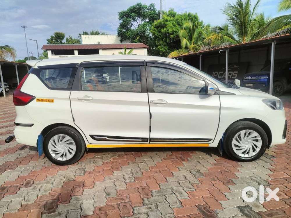 Maruti Suzuki Ertiga, 2023, Petrol