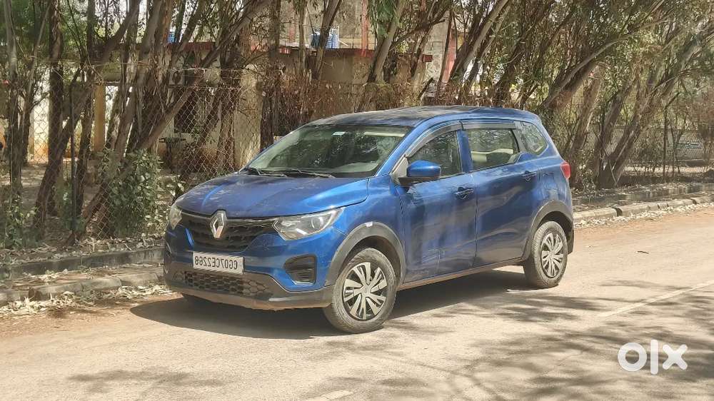 7 Seater Renault Triber 2021 Petrol