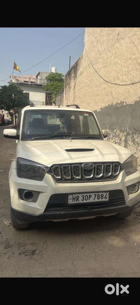 Mahindra Diesel 2015 Car