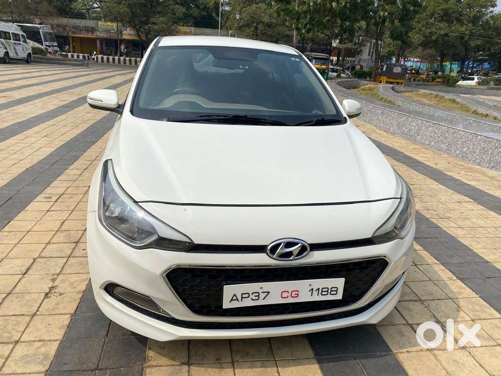 Hyundai Elite I20 Sportz 1.4 Special Edition, 2014, Diesel