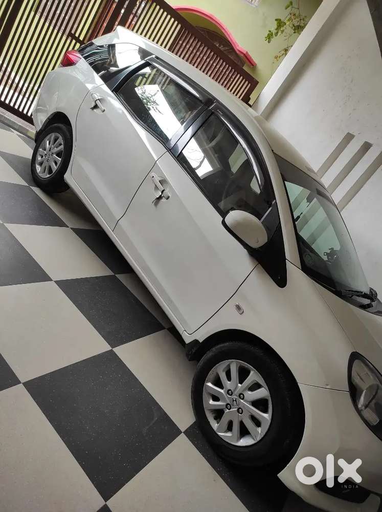Honda Mobilio Diesel 2014