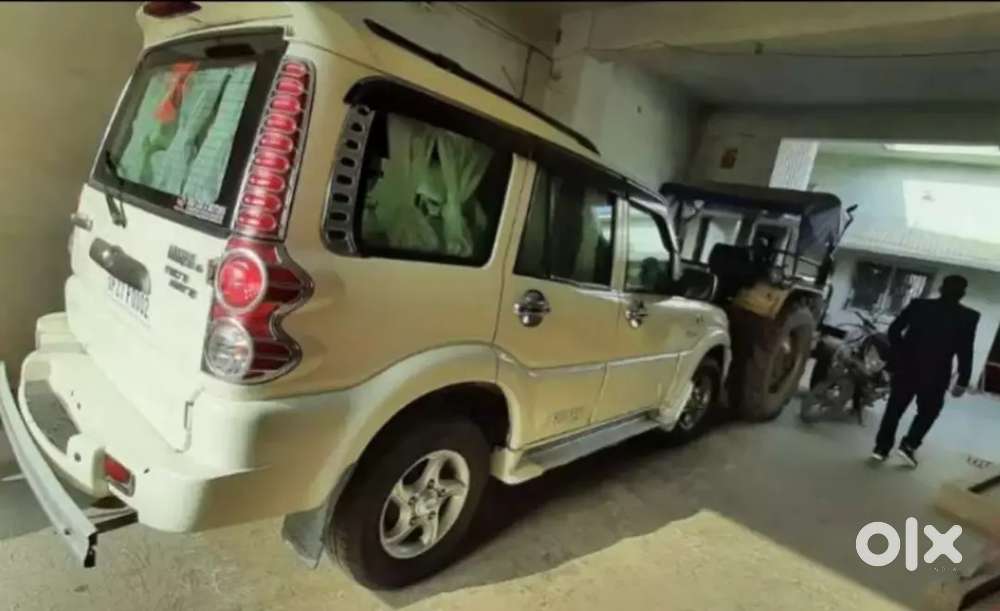 Mahindra Scorpio Vlx 2011