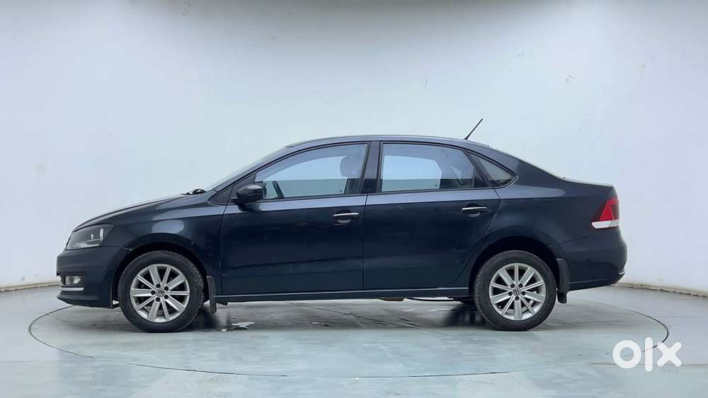 Volkswagen Vento 1.2 Tsi Highline At, 2017, Petrol