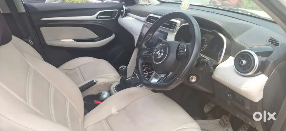Mg Astor 2023 Petrol 18100 Km Driven