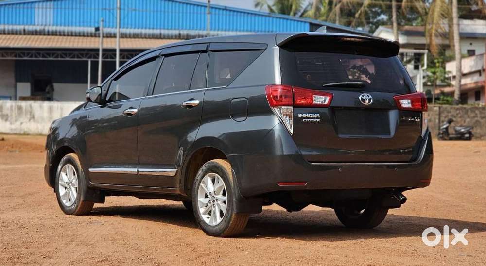 Toyota Innova Crysta 2.4 V 7 Str, 2018, Diesel