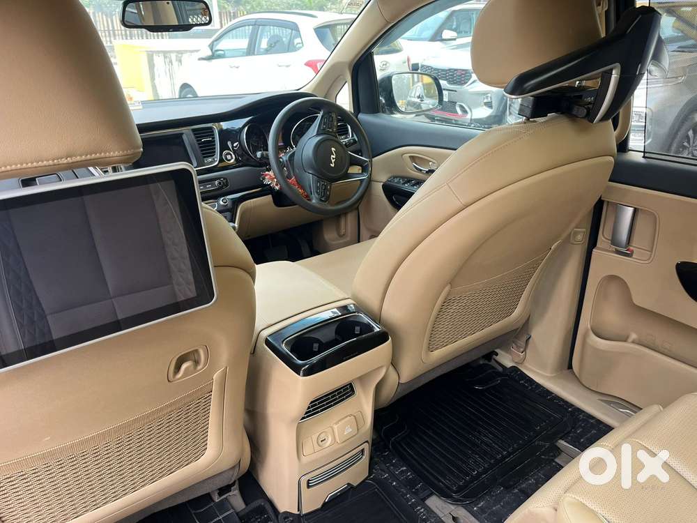 Kia Carnival Limousine Plus 7 Str, 2022, Diesel