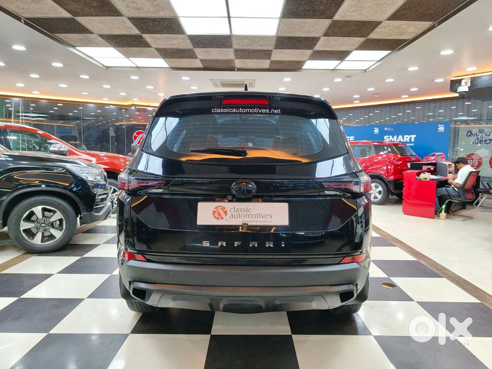 Tata Safari 2.0 Kryotec Xza Plus (o) Red Dark Edition, 2023, Diesel