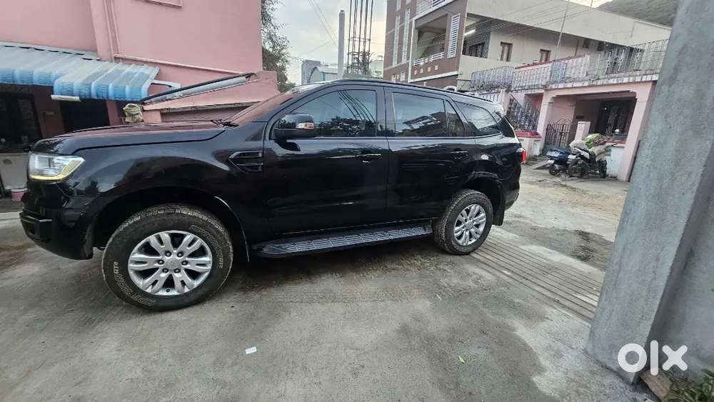 Ford Endeavour 2016 Diesel At Black Color Well Maintained