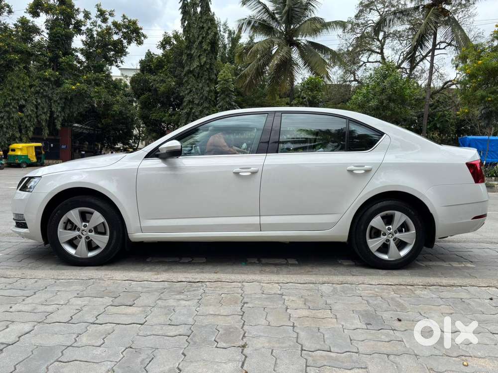 Skoda Octavia 1.8 Tsi At L K, 2018, Petrol