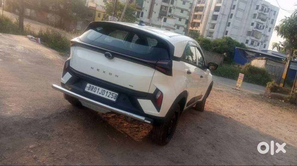 Tata Nexon Cng 15 Month Old Only