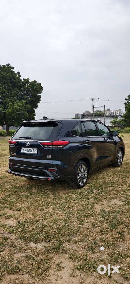 Toyota Innova Hycross Zx(o), 2026, Electric