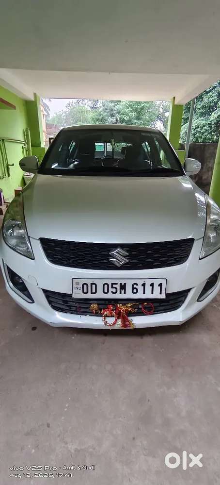Maruti Suzuki Swift 2015 Petrol 56000 Km Driven