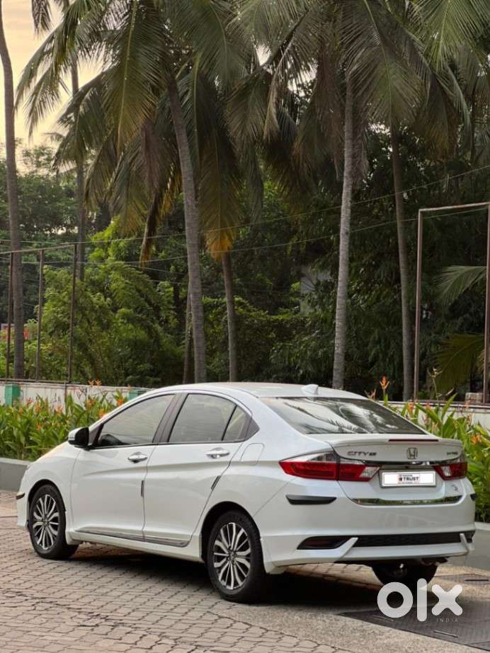 Honda City I-vtec Zx, 2017, Petrol