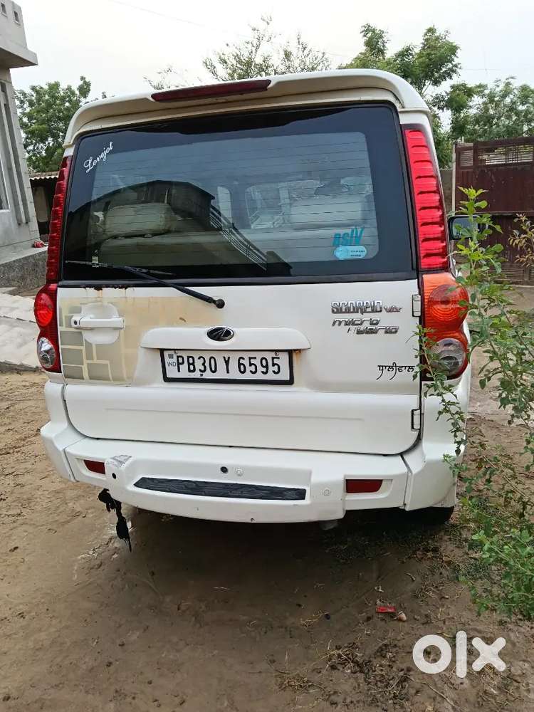 Mahindra Scorpio 2011