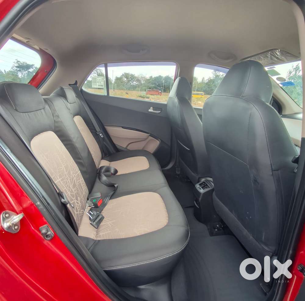 Hyundai I10 Sportz At, 2017, Petrol