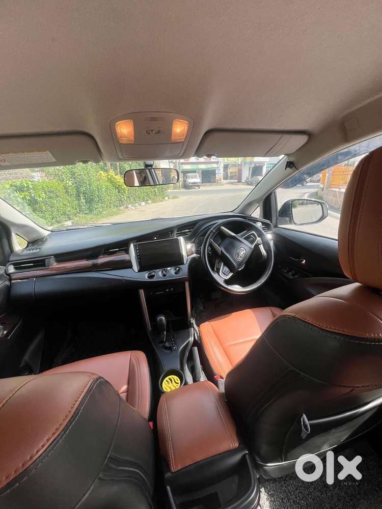 Automatic Innova Crysta