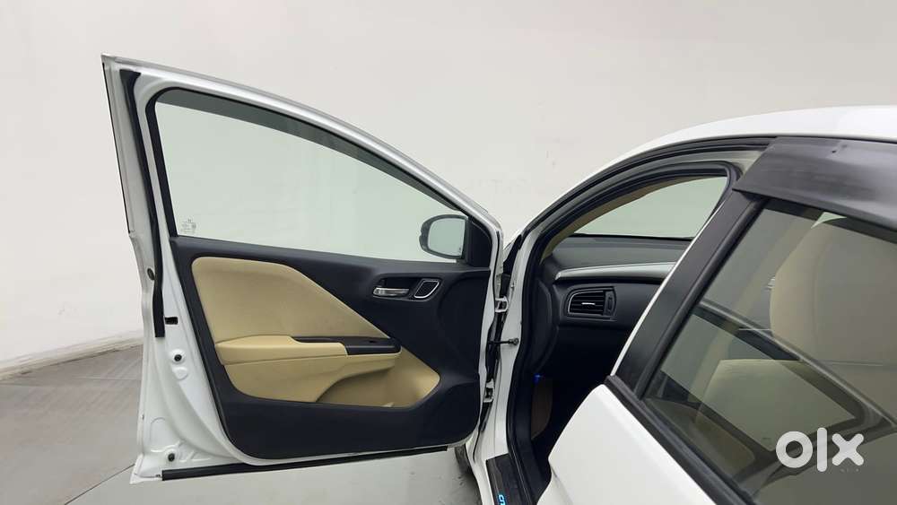 Honda City 1.5 V 4th Gen I-vtec Mt, 2022, Petrol