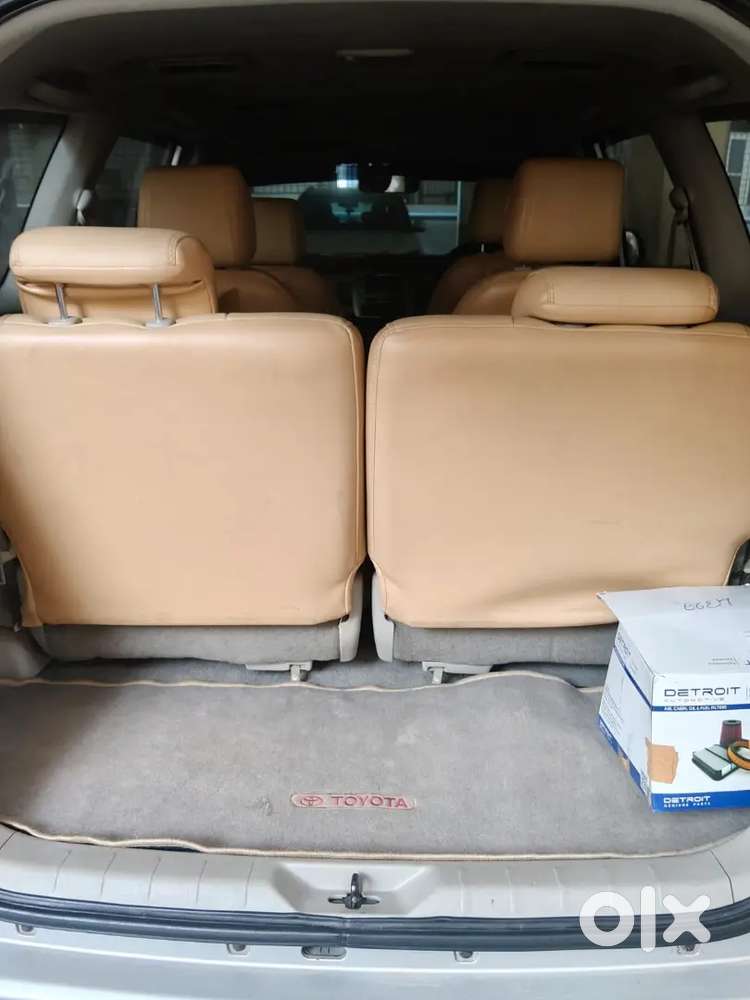 Toyota Innova 2013 Diesel 95000 Km Driven