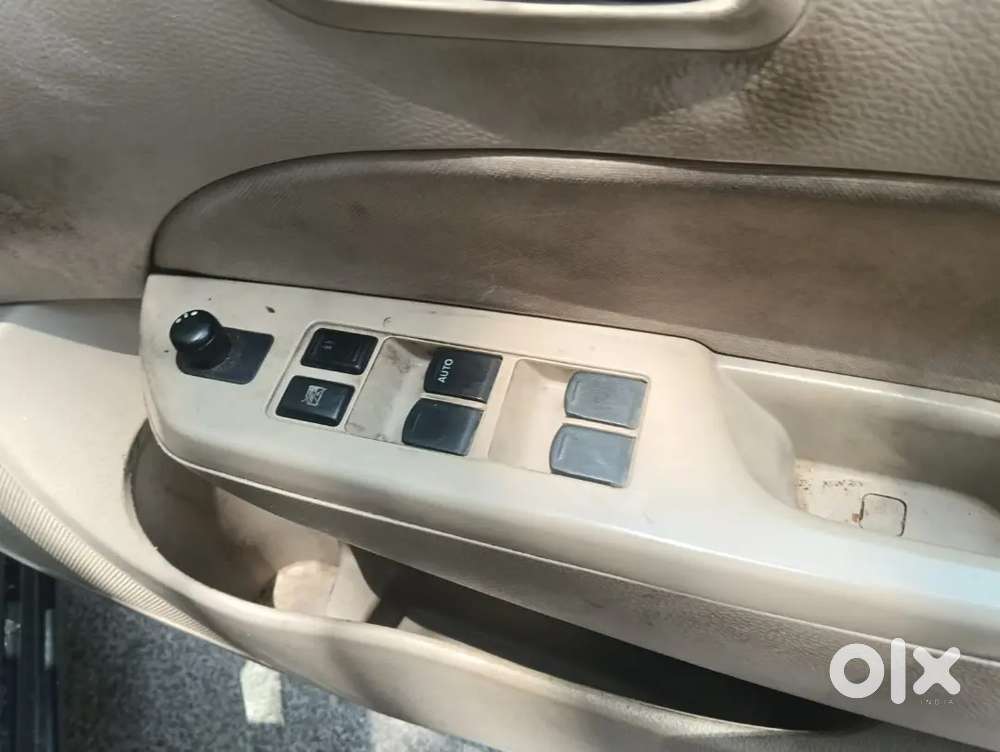Swift Dzire Petrol Vxi 2012