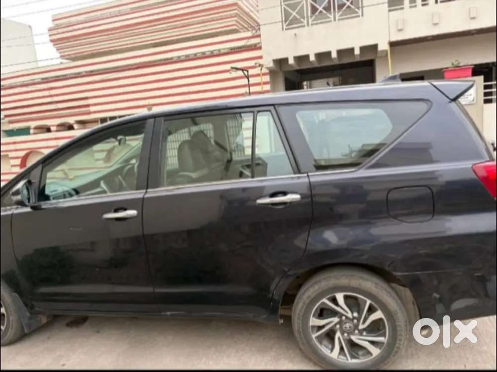 Toyota Innova Crysta 2021 Diesel 65000 Km Driven