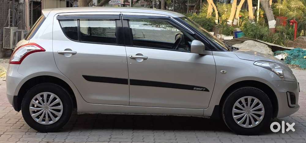 Maruti Suzuki Swift Lxi Optional-o, 2017, Petrol