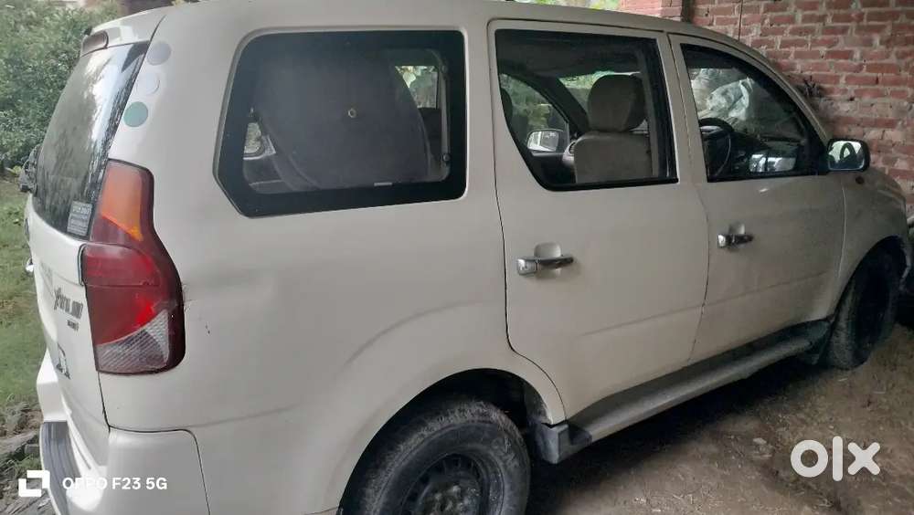 Mahindra Xylo 2.5 D2 2011