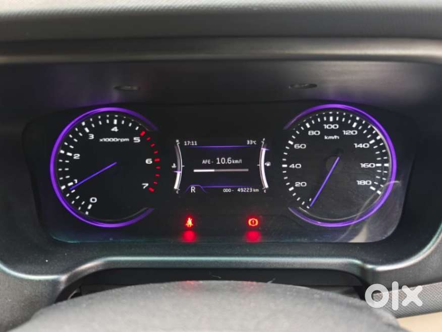Mahindra Marazzo M8, 2019, Diesel