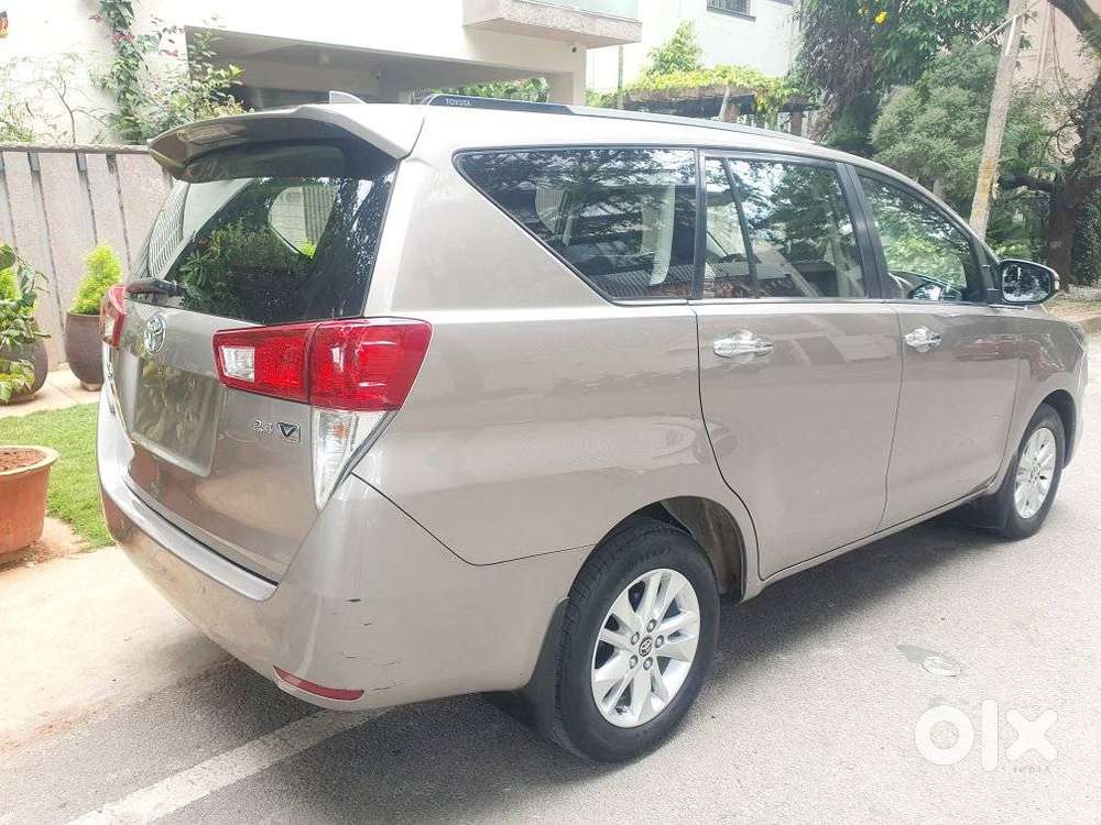 Toyota Innova Crysta 2.4 VX MT, 2016, Diesel
