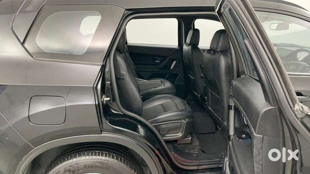 Tata Safari 2.0 Xza Plus 6 S Dark Edition, 2022, Diesel