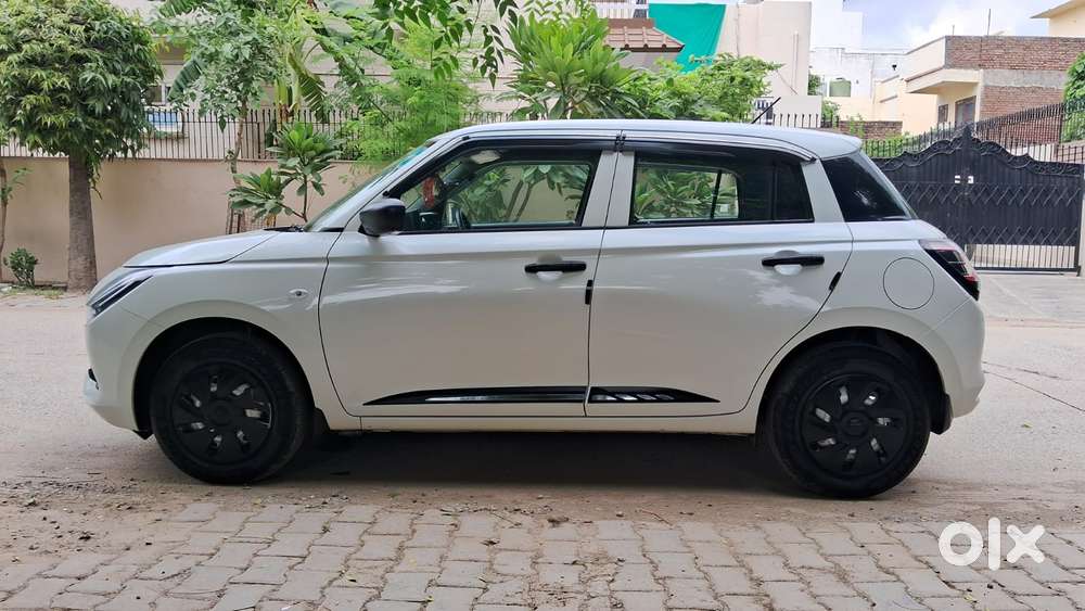 Maruti Suzuki Swift Lxi Optional-o, 2026, Petrol