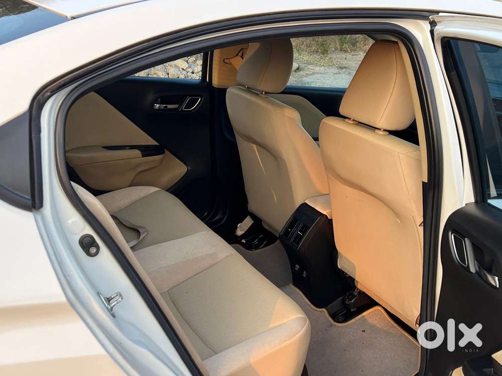 Honda City 1.5 V Cvt I-vtec Mt, 2022, Petrol