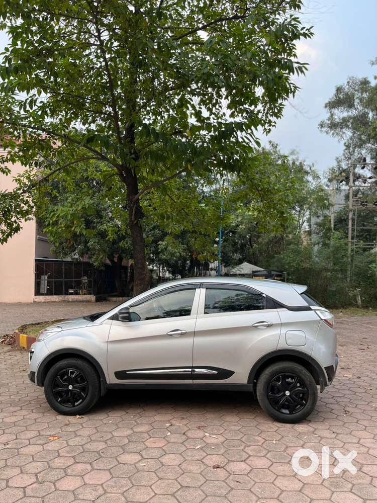 Tata Nexon Petrol Xm 33,000 Kilometers Original Condition