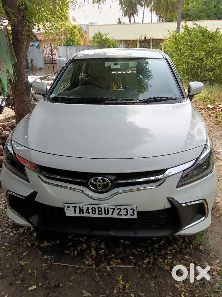 Glanza Petrol