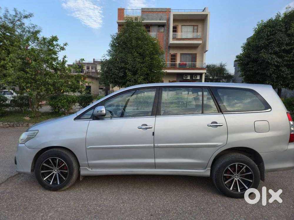 Toyota Innova 2.5 Vx 7 Seater Bs Iv, 2013, Diesel