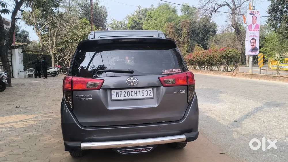 Toyota Innova Crysta 2018 Diesel 105000 Km Driven