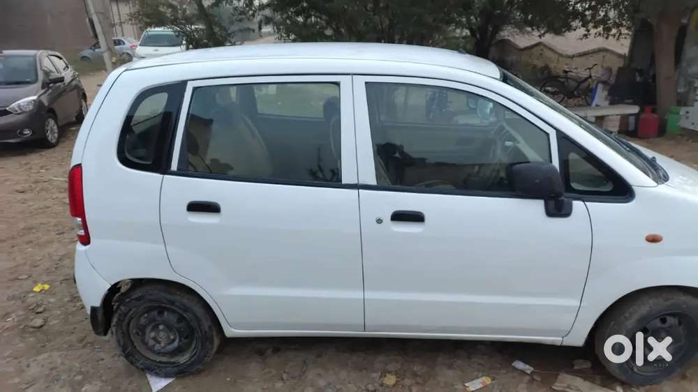 Maruti Suzuki Zen Estilo 2010