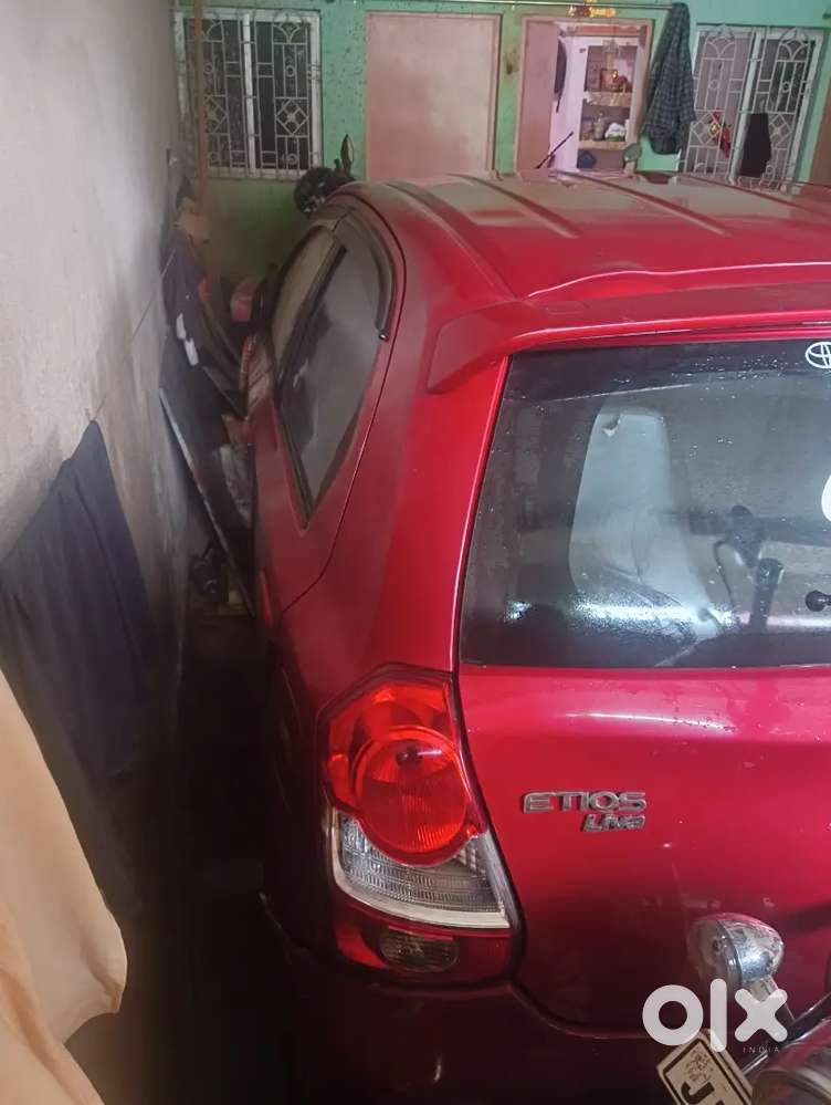 Toyota Etios Liva Petrol 2015