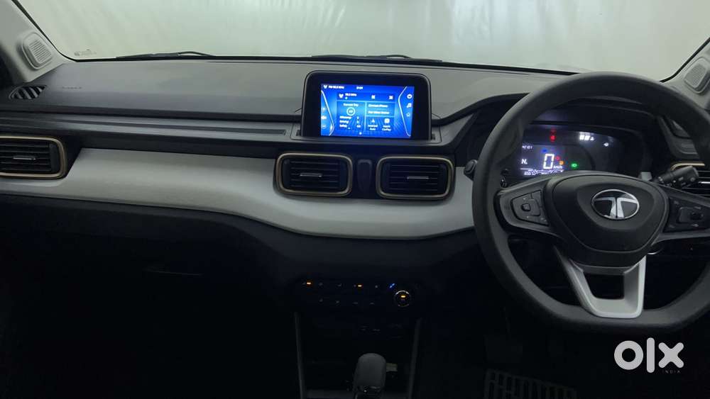 Tata Punch 1.2 Revotron Accomplished Dazzle Pack Amt, 2024, Petrol