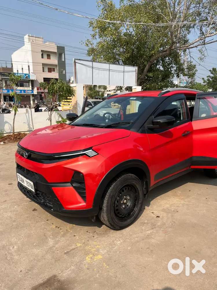 Tata Nexon 2024 Petrol 23000 Km Driven, Bharat Number