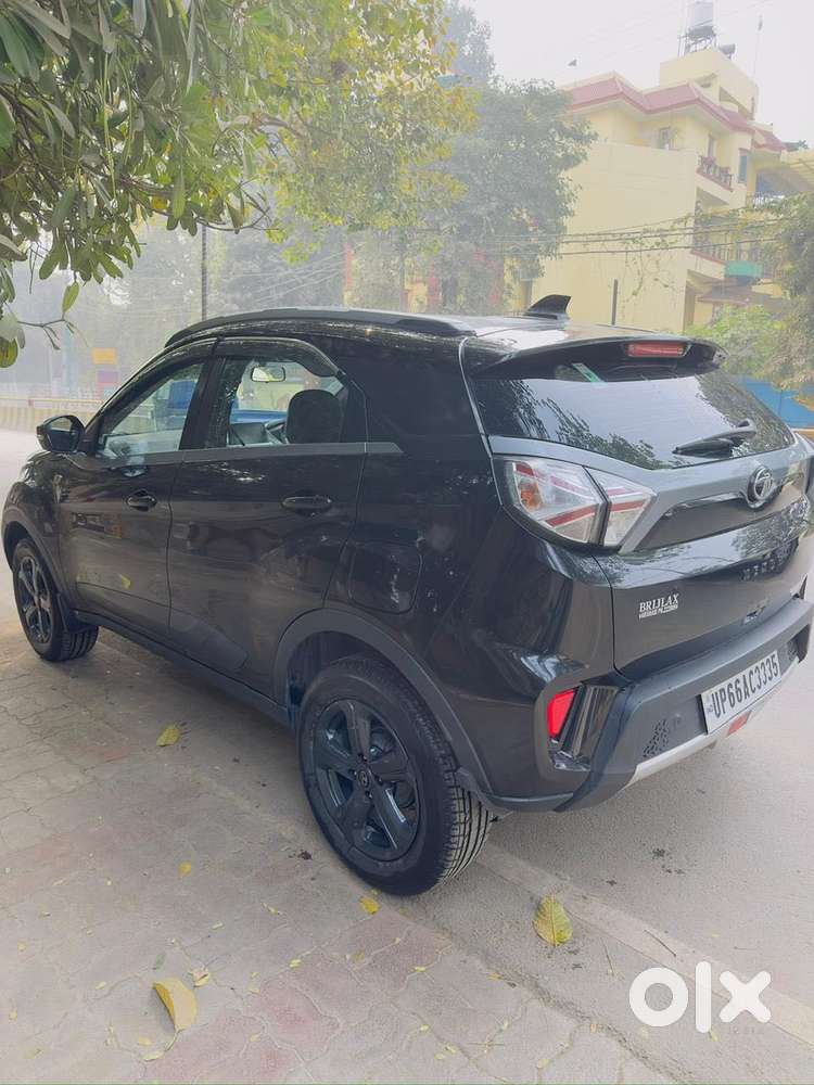 Tata Nexon 1.5 Revotorq Xz Plus Luxs Red Dark Edition Amt, 2021, Pet..